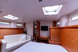 Hanse 630e cabin